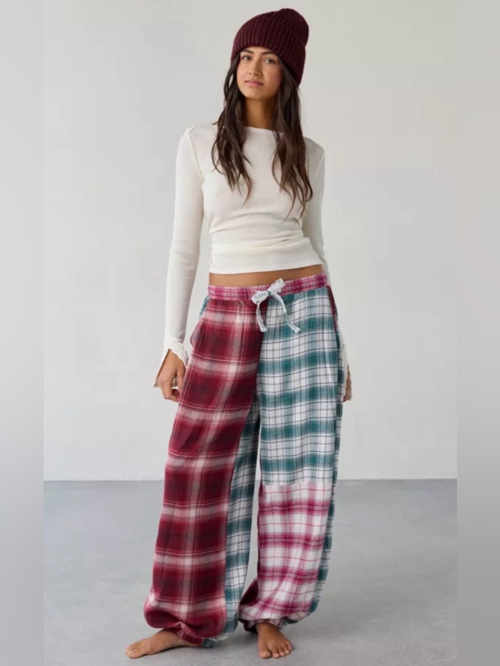 Urban Outfitters Two-Tone Plaid Wide-Leg Pajama Pants in Burgundy & Teal